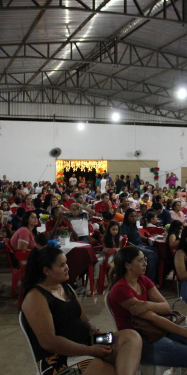 Escola Giselda Noite Familia 04.jpeg
